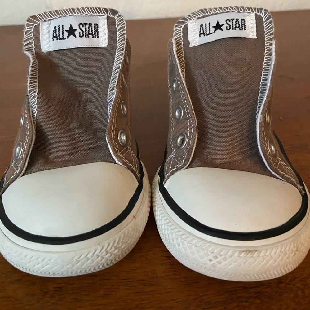 Converse Chuck Taylor khaki Sz 9